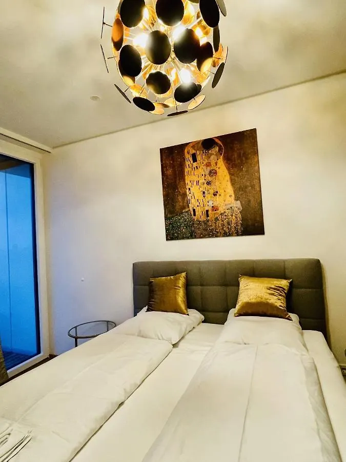 Royal Swan Skyline, Wien Apartman