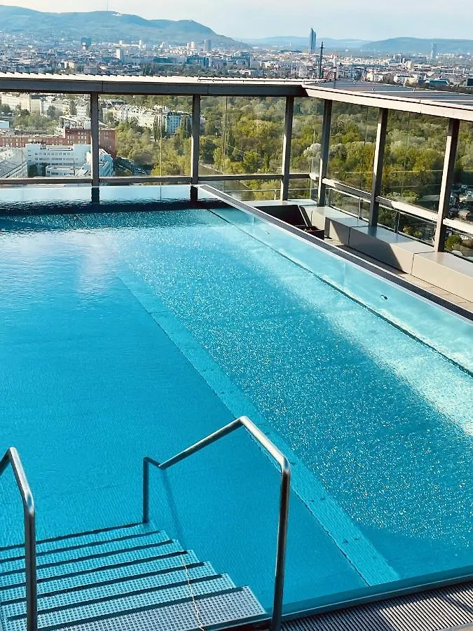 Royal Swan Skyline, Wien Apartamento