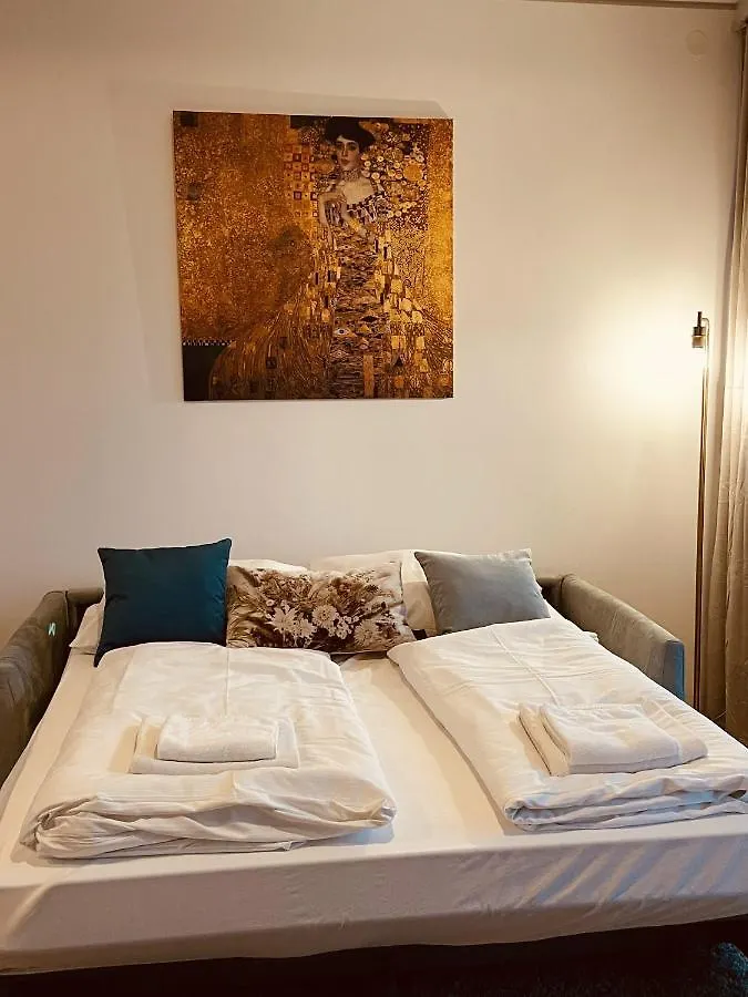 Apartment Royal Swan Skyline, Wien Austria